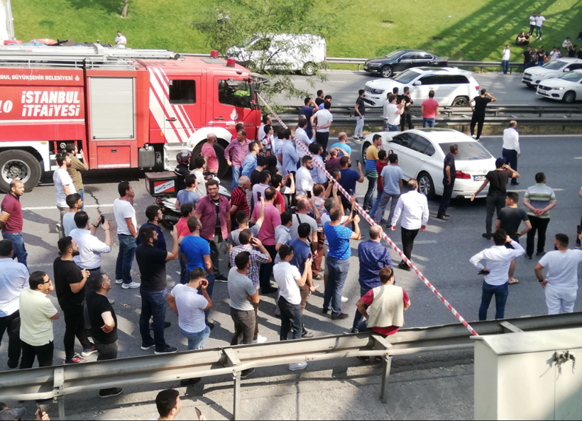 Şoförün küfür ettiğini görünce kavga etmek için intihardan vazgeçti - Resim: 3