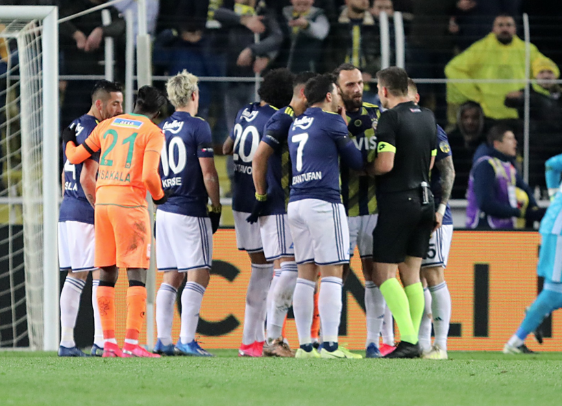 Fenerbahçe - Alanyaspor maçındaki penaltı için fatura iki isme kesildi - Resim: 3