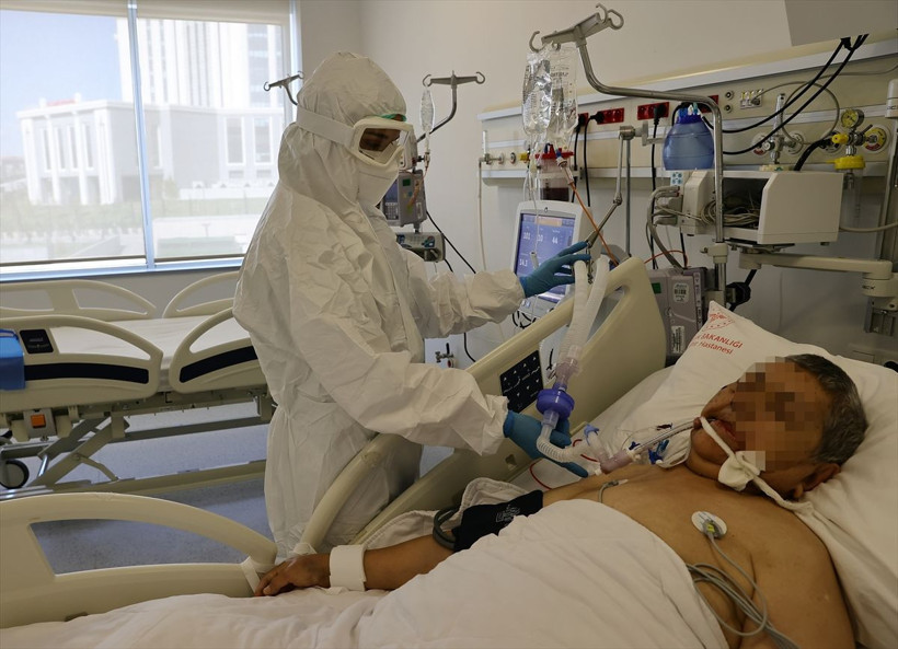 Ankara'da Covid-19 yoğun bakımı görüntülendi! 'Keşke nasıl çırpındıklarını gösterebilsek' - Resim: 3