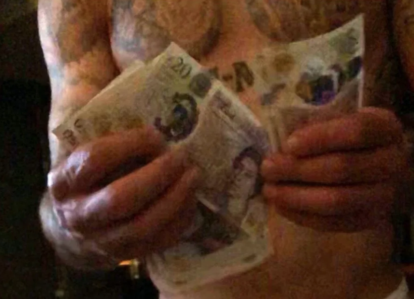 Kyle Walker, hayat kadınlarıyla evde seks partisi yaptı ağır ceza geliyor - Resim: 2