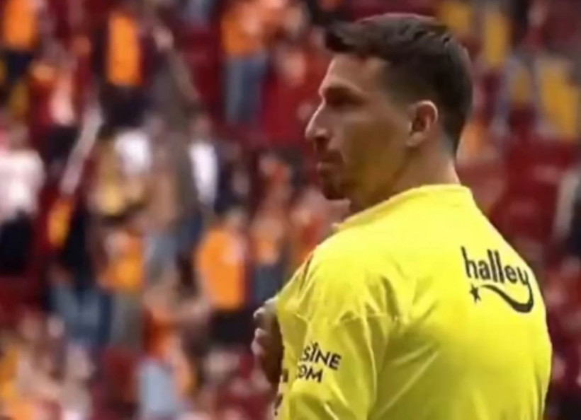 Galatasaray - Fenerbahçe derbisi öncesi saha karıştı - Resim: 3