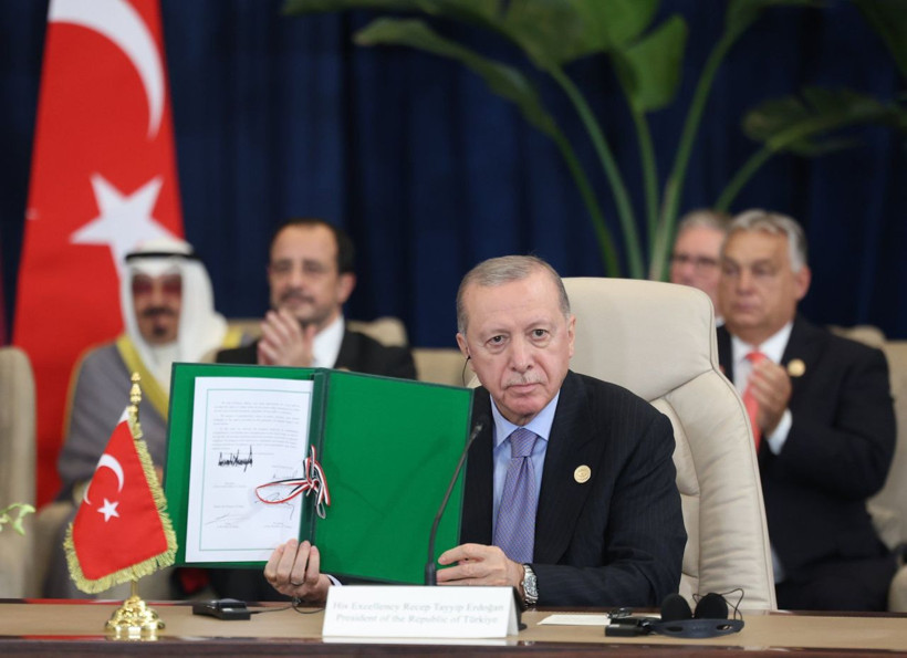 Cumhurbaşkanı Erdoğan, Gazze'de ateşkes sağlayan "Şarm el Şeyh Anlaşması"nın imza törenine katıldı - Resim: 2