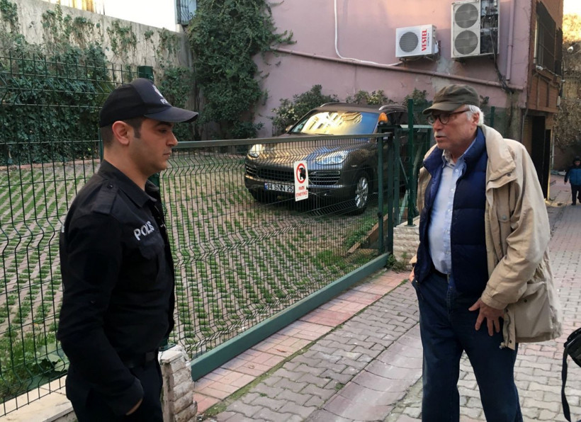 Ünlü profesörün Adanalı eşi ciplerine giren hırsızı böyle etkisiz hale getirdi - Resim: 3