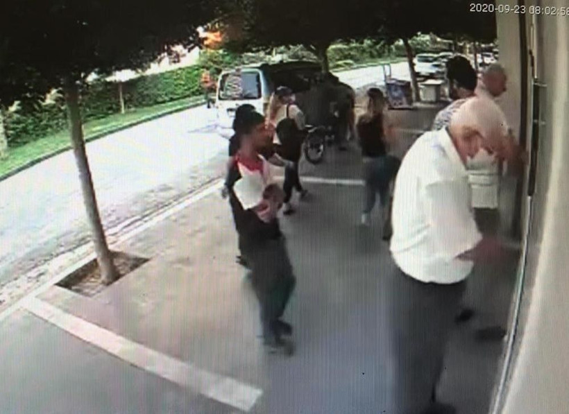 Adana'da emeklinin maaşını böyle çaldı yakalanınca 'benim kötü gün param veremem' dedi - Resim: 3