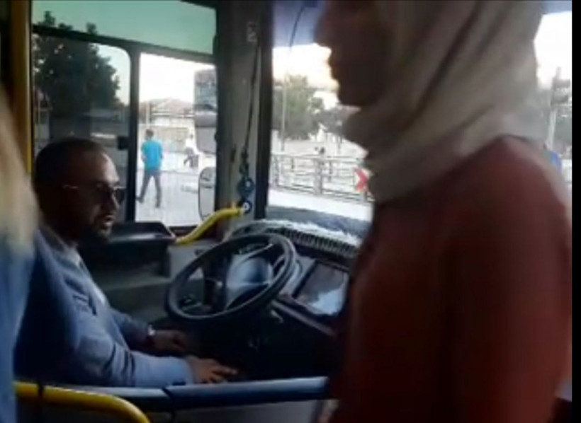 Otobüs şoförü gecikince belediye başkanı direksiyona geçip yolcuları götürdü - Resim: 2