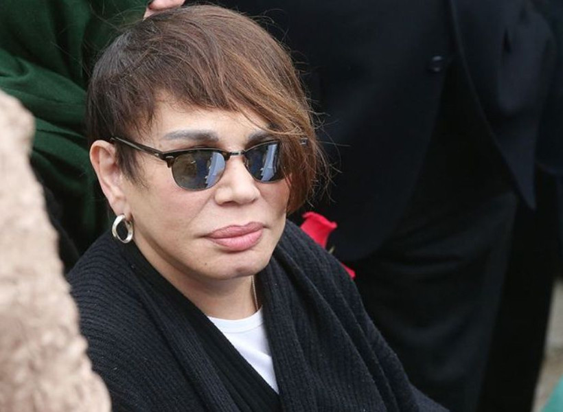 Sırrı Süreyya Önder'in ölümü sonrası saçlarını kazıtmıştı! Sezen Aksu'nun son hali ortaya çıktı - Resim: 4