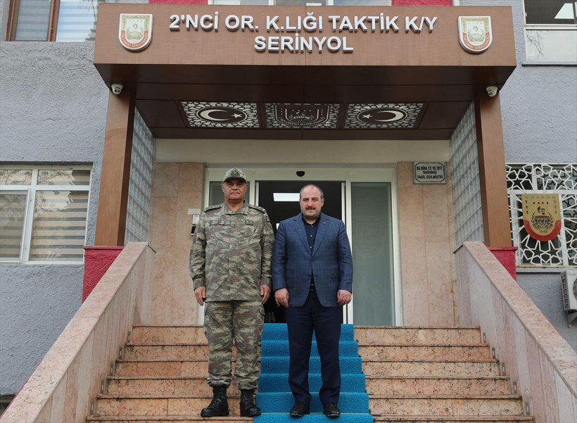 Bakan Varank'tan önemli hamle! Sıcak bölgede mühendislerle askerleri buluşturdu - Resim: 3