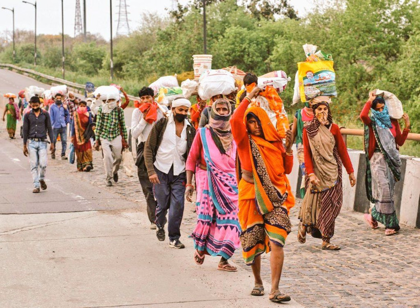 Hastaları öperek iyileştiren şifacı koronadan öldü! 19 kişiye bulaştırmış - Resim: 4