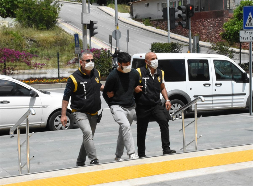 Antalya'da yarış motosikleti çalan şebeke çökertildi hırsızlardan biri kadın - Resim: 4