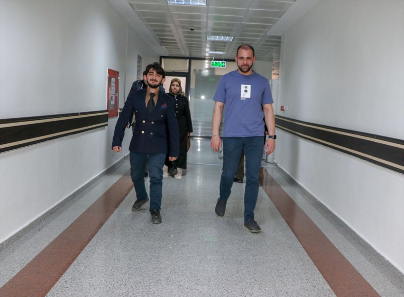 Doğuştan engelli şampiyon yüzücü, doktoru sayesinde ayağa kalktı! - Resim: 7