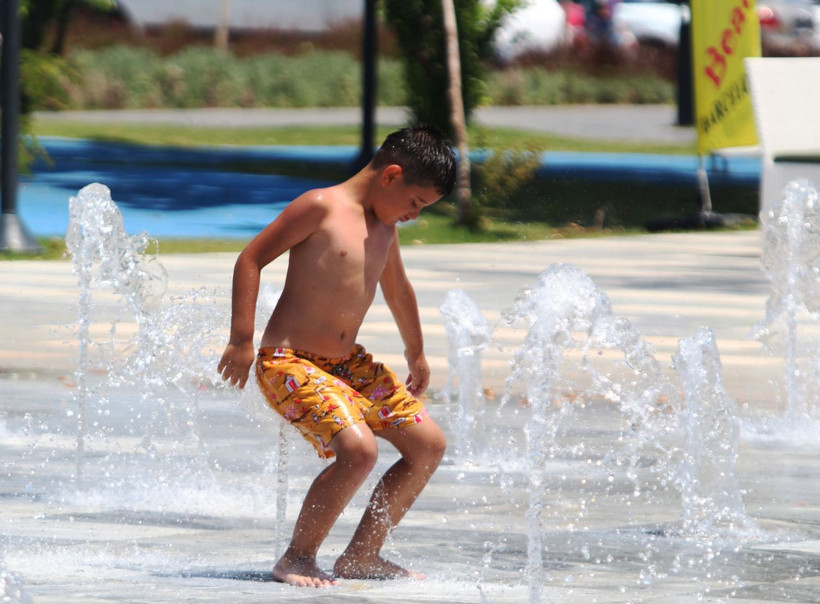 Antalya’da termometreler 42 dereceyi gösterdi! Adres plaj oldu - Resim: 4