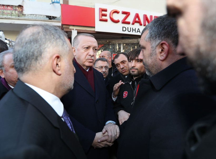 Cumhurbaşkanı Erdoğan deprem bölgesindeki vatandaşları yalnız bırakmadı - Resim: 2