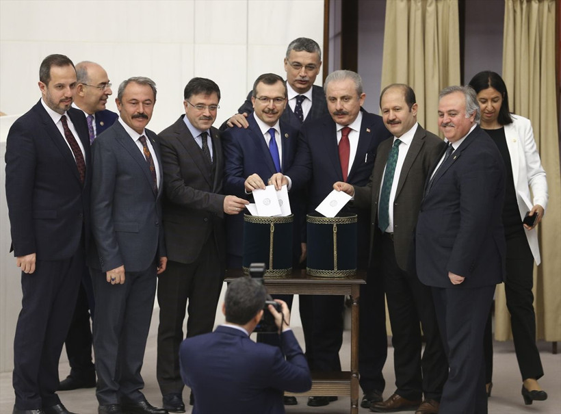 Meclis yeni başkanını böyle seçti - Resim: 1