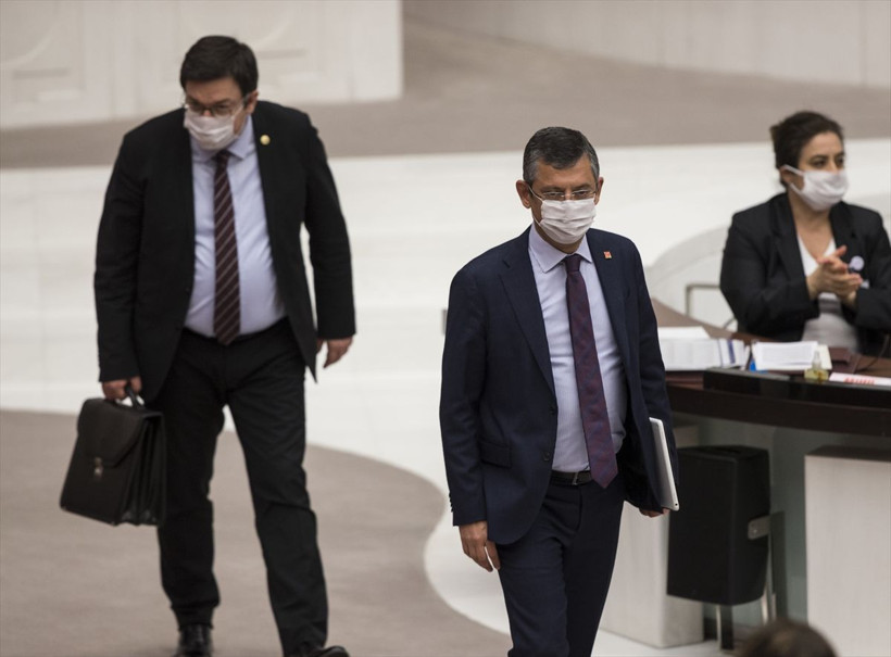 Af yasası TBMM'de vekiller maske taktı maske takmayana uyarı - Resim: 4