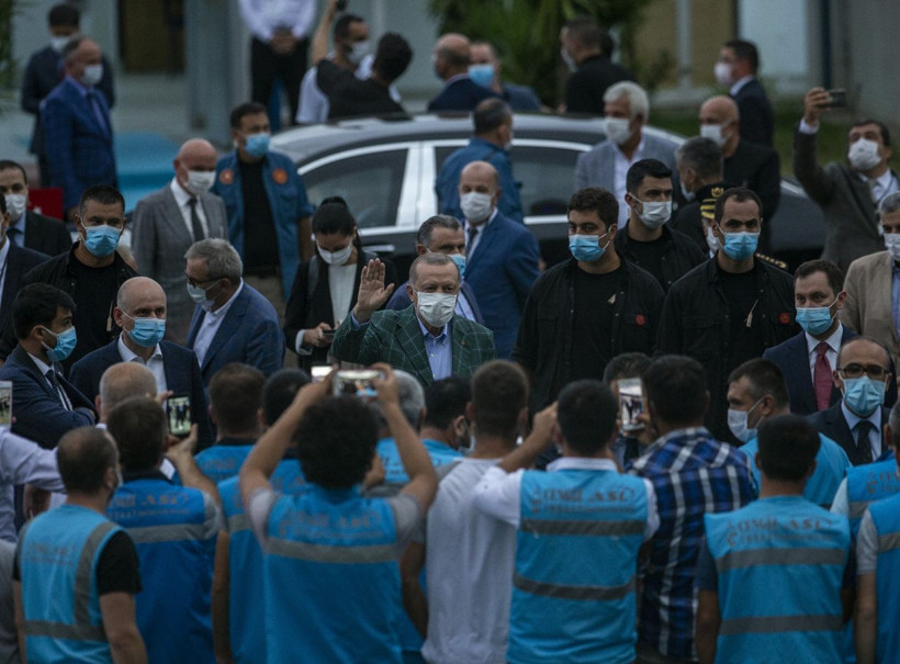 Cumhurbaşkanı Erdoğan'dan Rize-Artvin Havalimanı inşaatında inceleme - Resim: 4