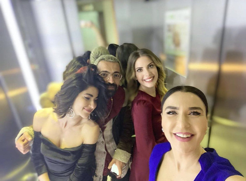 Nesrin Cavadzade'nin Yasak Elma'dan vedası da manidar! Kavgalı ayrıldı denmişti - Resim: 4