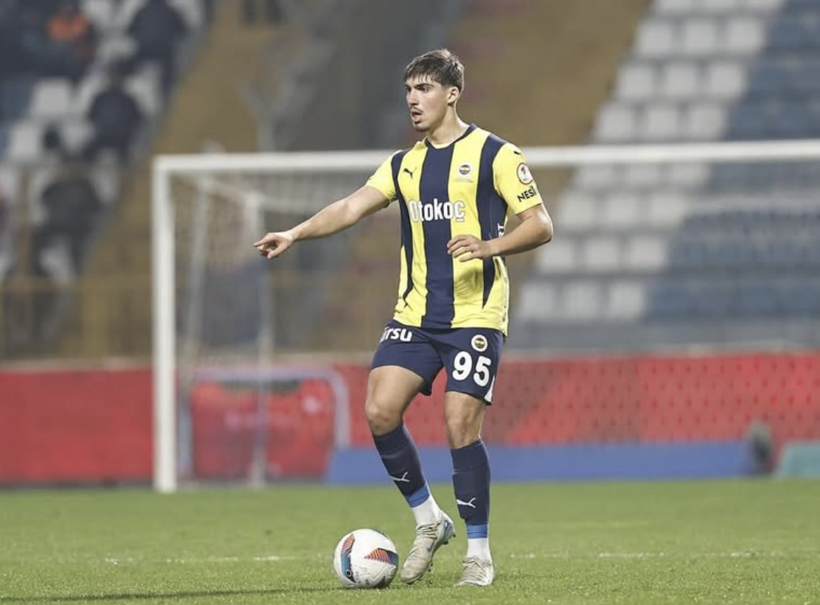 Fenerbahçe'de Djiku, Diego Carlos ve Yusuf Akçiçek'in forma giyemeyeceği süreler belli oldu - Resim: 4