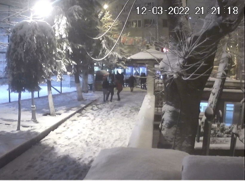 İstanbul'da kartopu savaşı silahlı kavgaya dönüştü 6 kişi yaralandı - Resim: 4