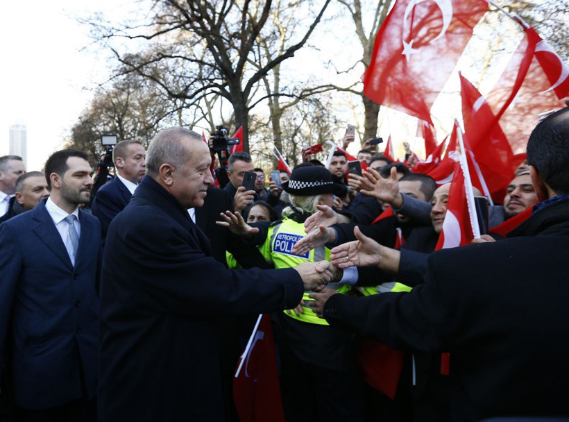 Cumhurbaşkanı Erdoğan'a Londra'da sevgi seli - Resim: 2
