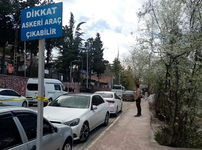 Denizli'de korkunç olay! Uzman çavuş kendisini darp eden ünlü doktor Naim Ünsal'ı 10 kurşunla öldürdü - Resim: 4