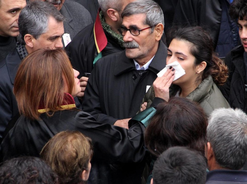 Tahir Elçi cenaze töreni dikkat çeken detay! - Resim: 1