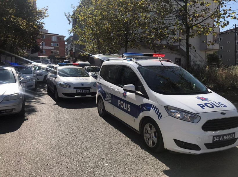 Sancaktepe'de 17 yaşındaki genç kız silahla vurulmuş halde bulundu - Resim: 3