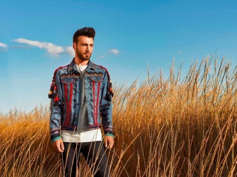 Şarkıcı Emre Kaya’nın saplantılı hayranıyla başı dertte! - Resim: 3