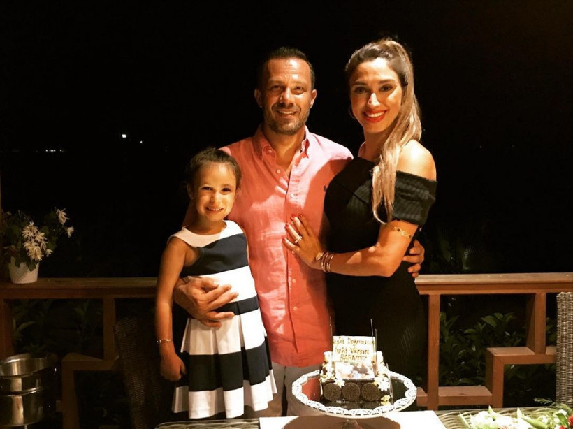 Zuhal Topal'da bikinili yakalandı! - Resim: 2