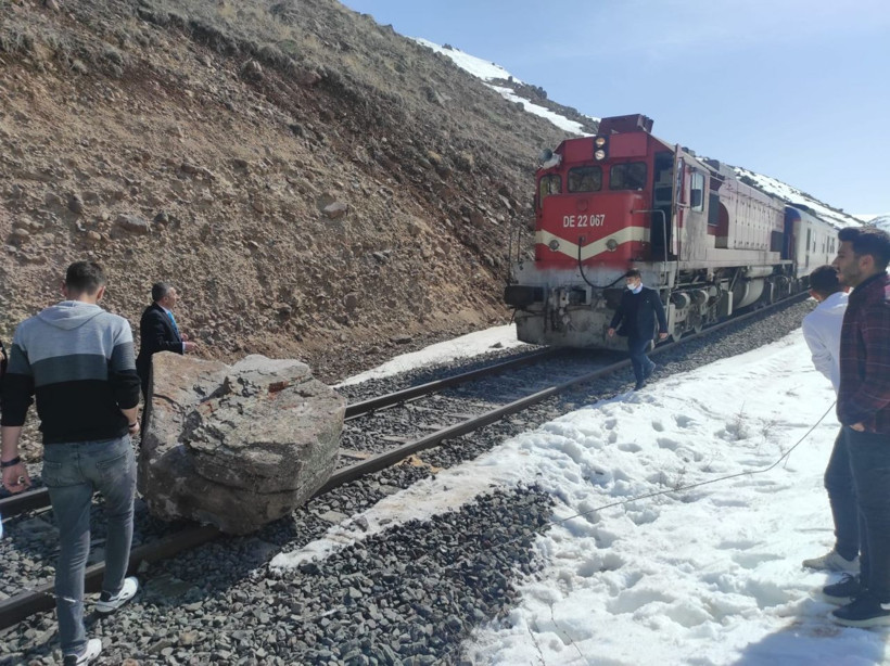 Doğu Ekspresi'nde faciaya ramak kala! Bir anda karşısına çıktı - Resim: 3