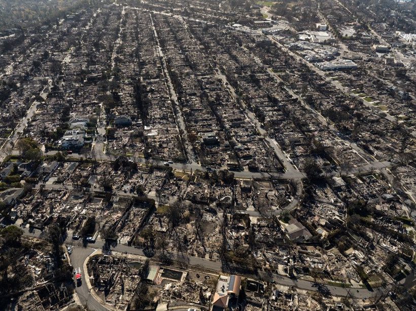 Los Angeles'taki yangınlarda ölü sayısı yükseldi! "Alev hortumu" uyarısı yapıldı, her şey kül oldu yeni görüntüler... - Resim: 4