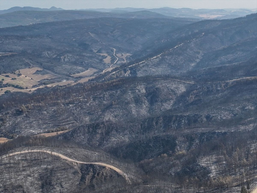 Çanakkale'de yangında zarar gören alanlar dronla görüntülendi - Resim: 3