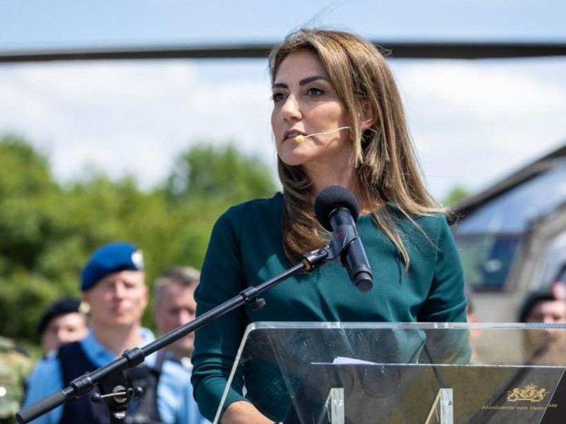 NATO zirvesinde dikkat çeken isim! Doğduğu Ankara'ya bakan olarak geri döndü - Resim: 1