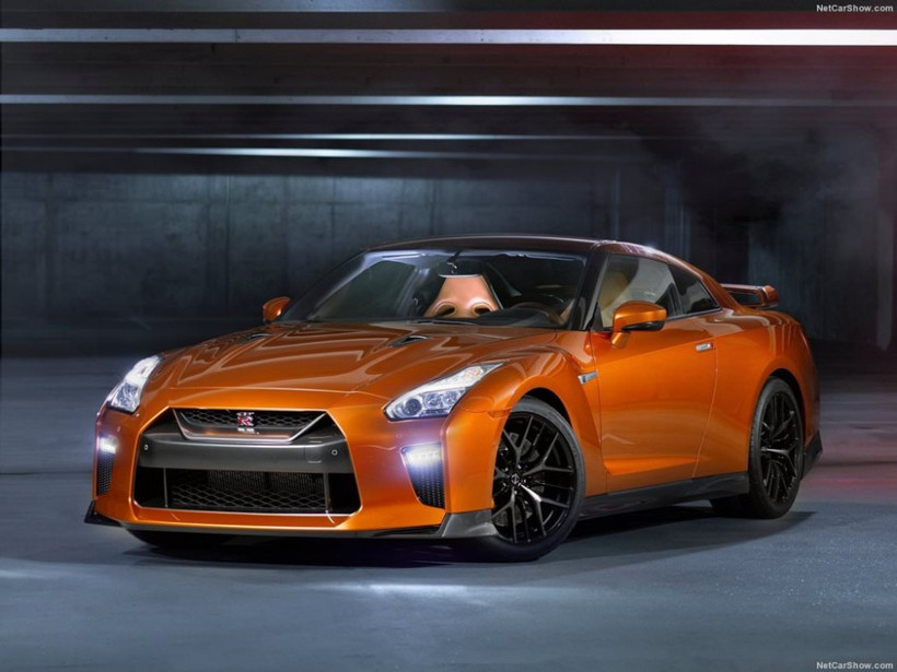 Bu yer uçağına yol dayanmıyor! Nissan GT-R 2017 için hazır - Resim: 3