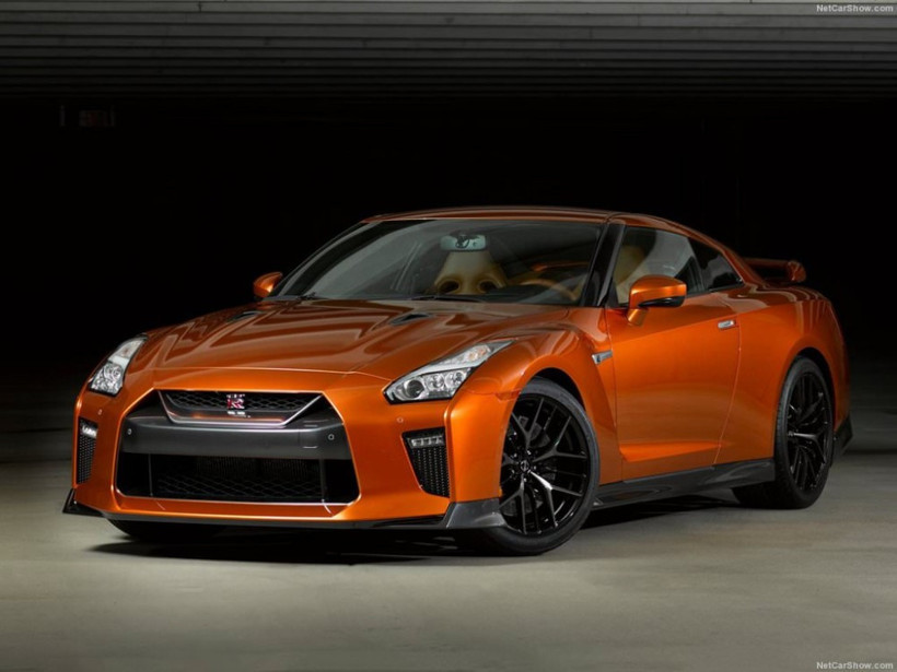 Bu yer uçağına yol dayanmıyor! Nissan GT-R 2017 için hazır - Resim: 4