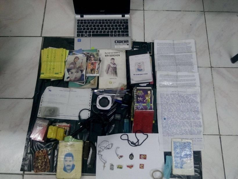 PKK'lıların eşyalarının arasından bakın ne çıktı! - Resim: 3