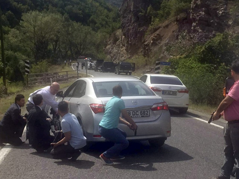 Kılıçdaroğlu saldırı anı olay yeri ilk görüntüler - Resim: 1