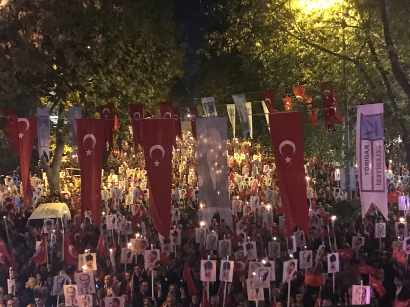 Bağdat Caddesi'nde 29 Ekim coşkusu - Resim: 1