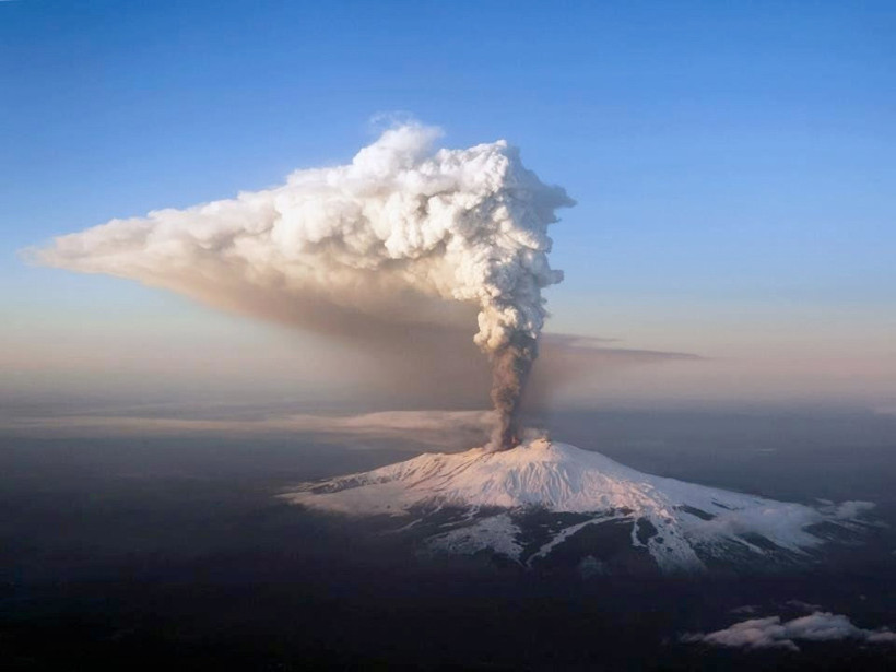 Etna faaliyete geçti korku dolu gecede 10 yaralı var - Resim: 2
