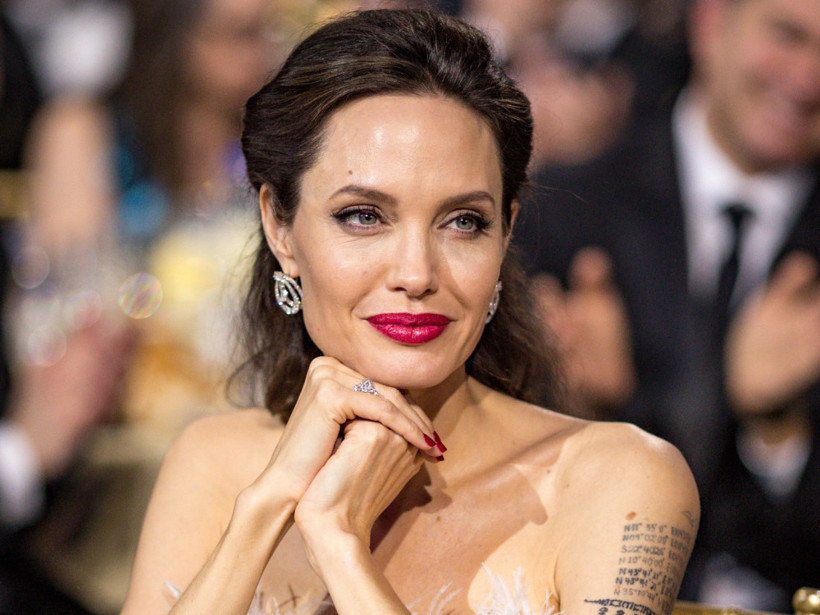 Angelina Jolie’yi öfkelendiren yasak - Resim: 1