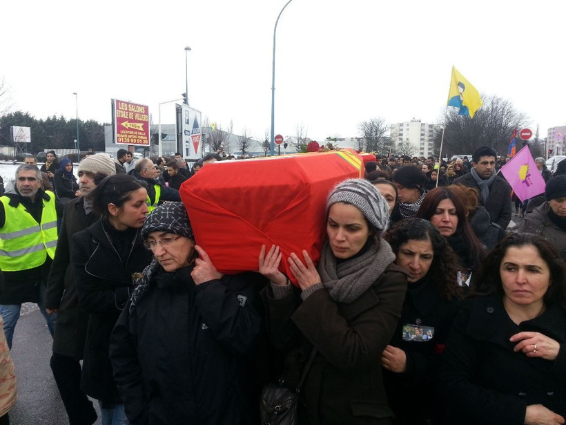 3 PKK'lının cenazesi böyle alındı - Resim: 1
