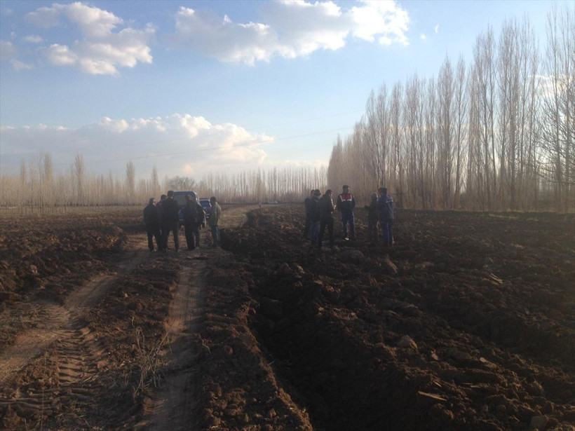 Niğdeli çiftçi tarlasını sürerken buldu küpün içinden bakın ne çıktı! - Resim: 4