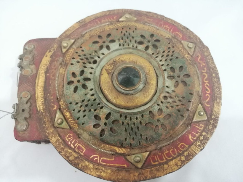 Diyarbakır'da bin 100 yıllık İbranice kitap ele geçirildi - Resim: 1