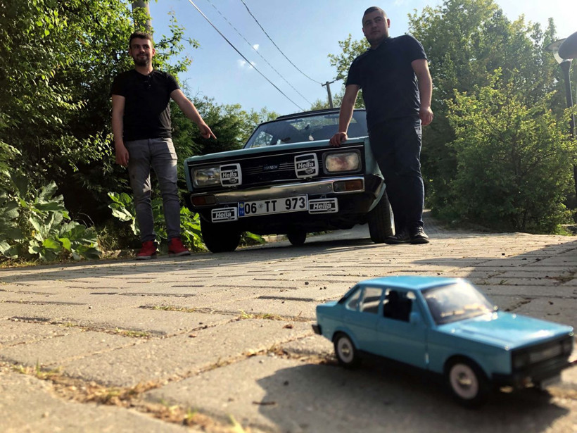 Hurda otomobili orijinal haline getirdiler görenler satın almak istiyor - Resim: 3