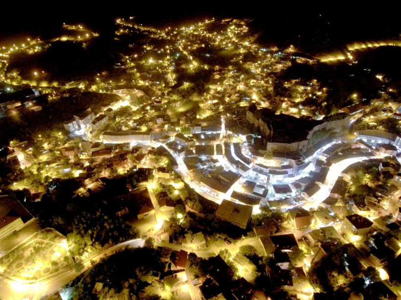 7 bin yıllık tarihi olan Bitlis'in büyüleyen gece görüntüsü - Resim: 2