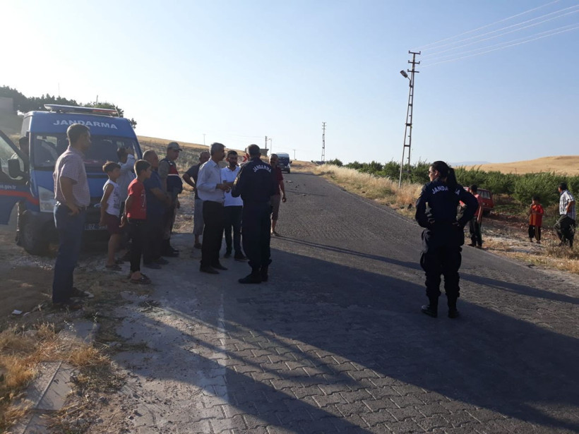 Adıyaman'da iki otomobil çarpıştı 6 kiş yaralandı - Resim: 2