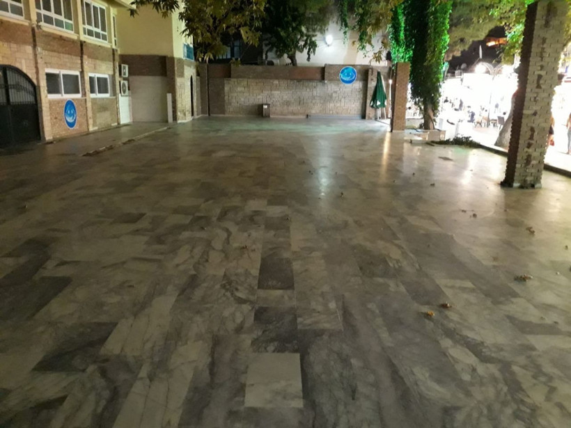 Kuşadası'nda 9 metrekarelik dondurma tezgahına istenen rekor kira - Resim: 3