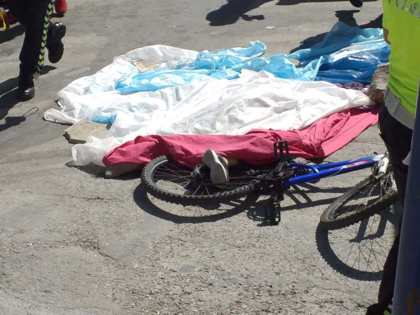 Ankara'da kamyon çarpan çocuk hayatını kaybetti - Resim: 2