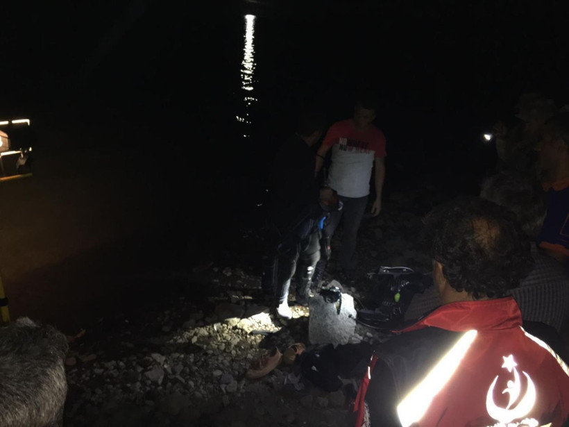 Van'da baraja giren 17 yaşındaki çoban kayboldu - Resim: 4