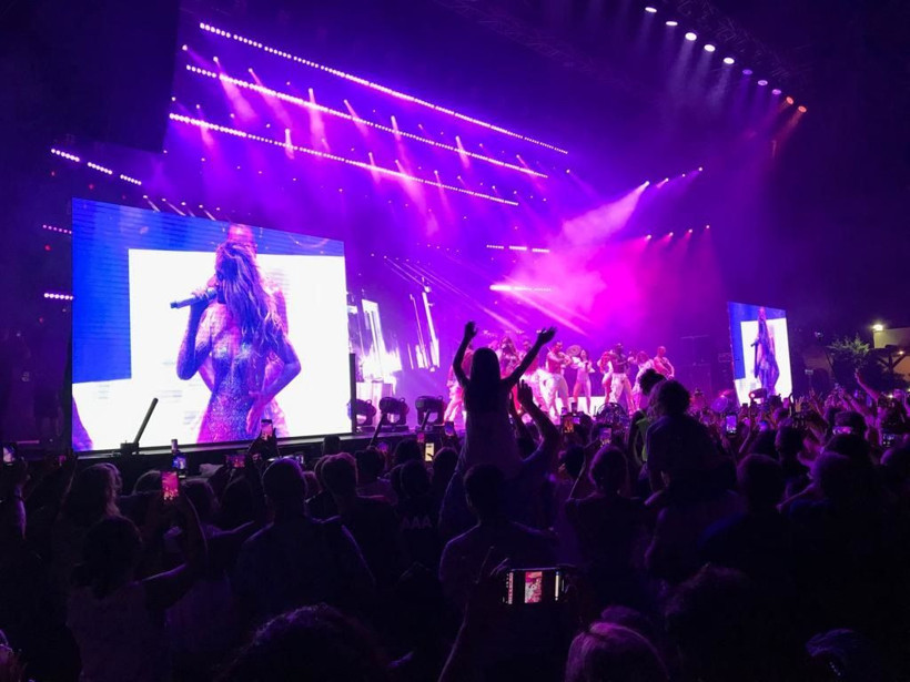 Jennifer Lopez Antalya'da fırtınalar estirdi! Kim Kardashian ise hayal kırıklığına uğrattı - Resim: 2