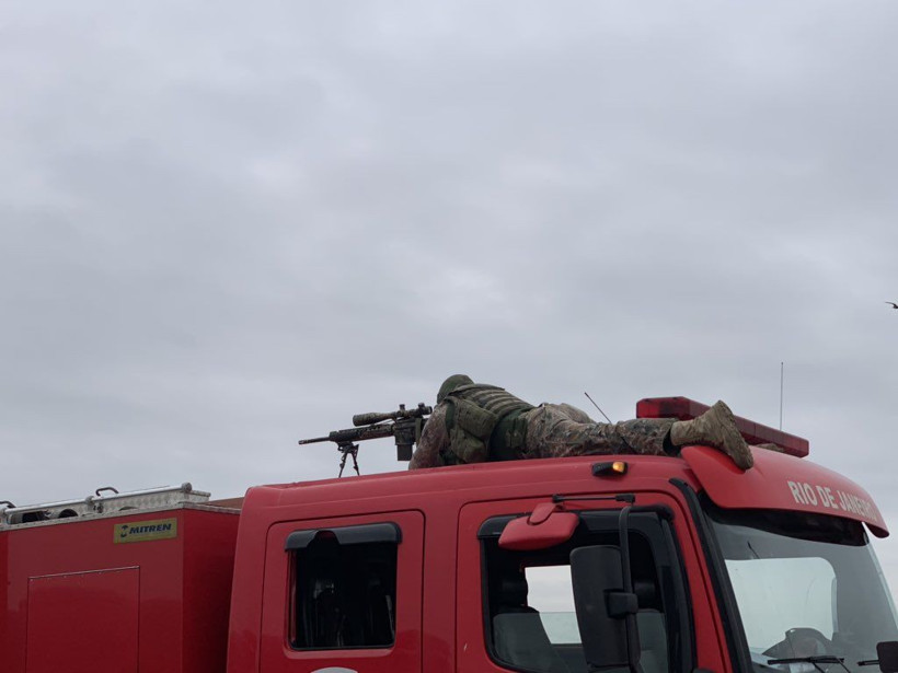 32 yolcuyu rehin aldı keskin nişancılar tarafından etkisiz hale getirildi - Resim: 4